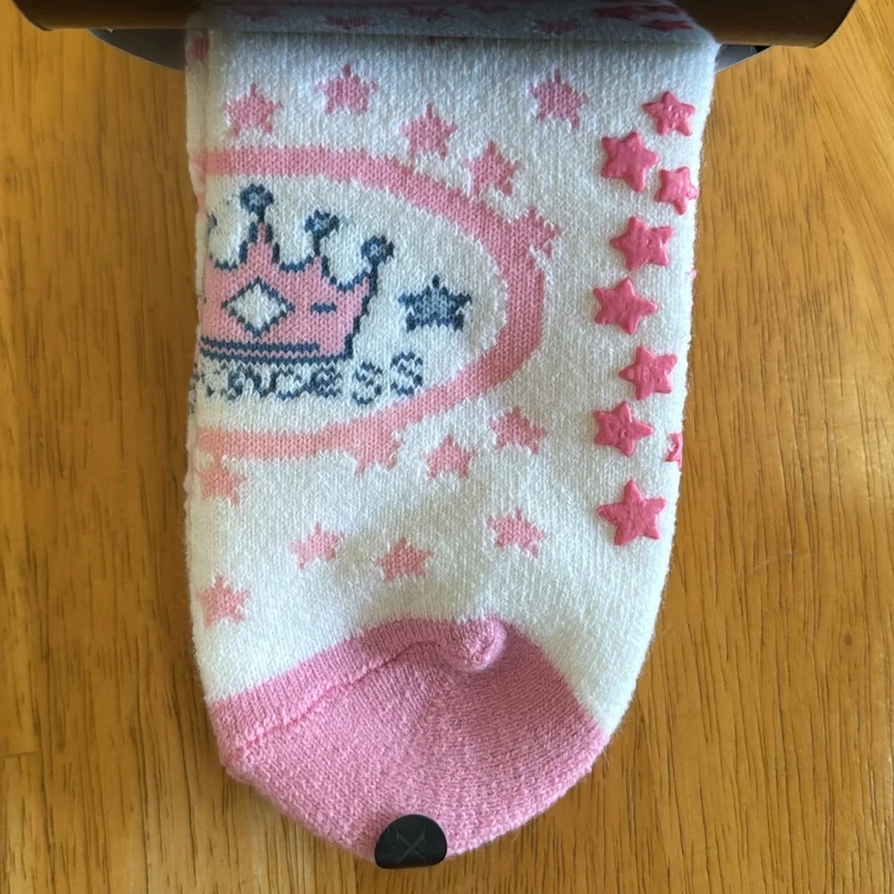 🛑NWT Xhilaration Fun Sox Gripper Slipper Socks Non Skid Stars Princess